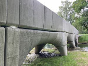 Langste 3D-geprinte brug ter wereld in gebruik